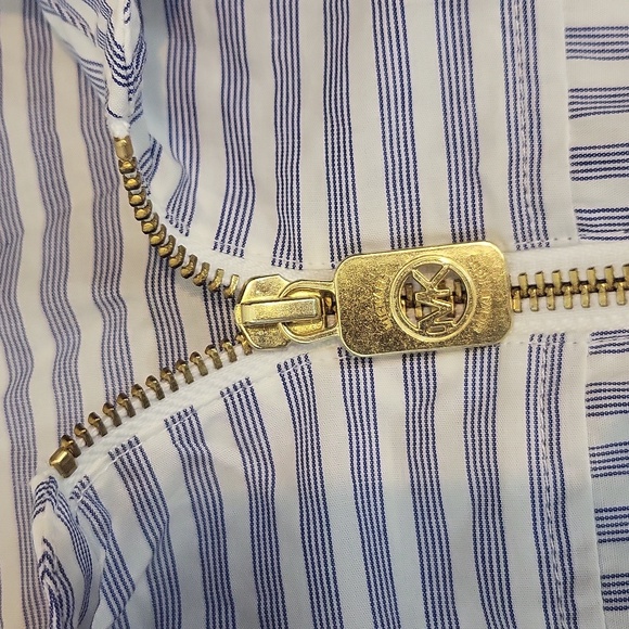 MICHAEL MICHAEL KORS Blue White Stripe Cotton Sleeveless 1/2 Emblem Zip Shirt - Picture 6 of 9
